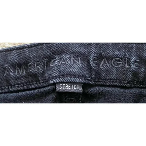 American Eagle Womens Mom Short Distressed Faded Black Cuffed Size 2 Stretch - Picture 5 of 8